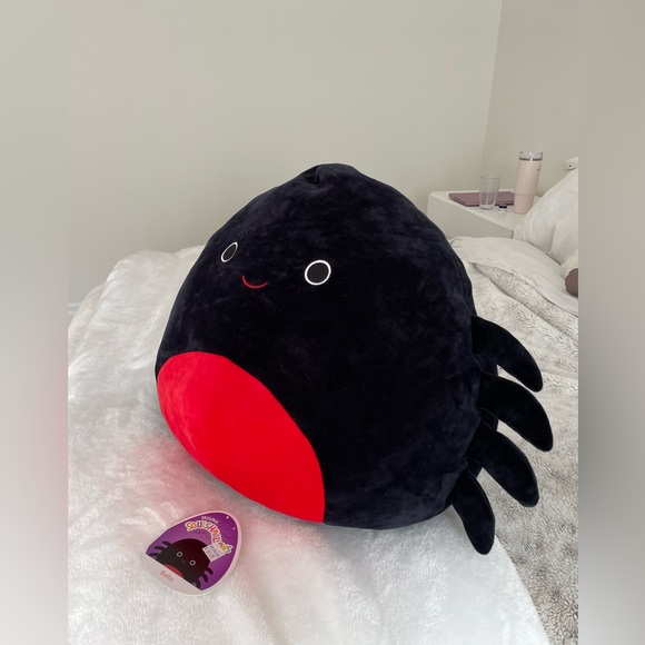 bella spider squishmallow - Picture 4 of 4